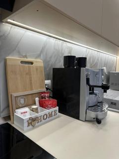 Fabi's Apartment Tirana - 4