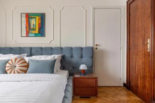 One-of-a-Kind Downtown Penthouse with 270 City Views Two Terraces - 2