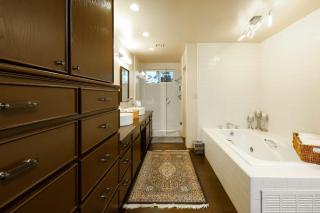 Bridgeview Retreat Near Balboa Park - 2