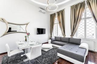 Opera Luxury Studio Apartment - 5