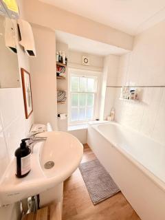 Lovely flat near Broadway Market - 2