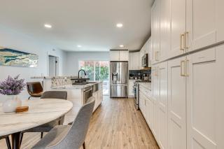 4 Mi to Dtwn Oceanside and Beach Home with Yard! - 2