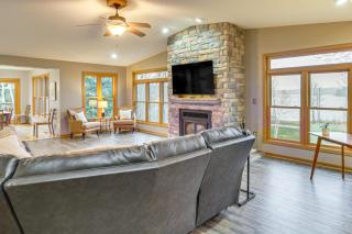 Private Lakefront Home with Game Room in Aurora! - 5