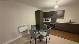 Luxury 4 Bed Apartment Manchester City Centre - 4