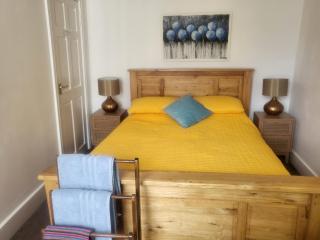 23a High Street Knighton - 1