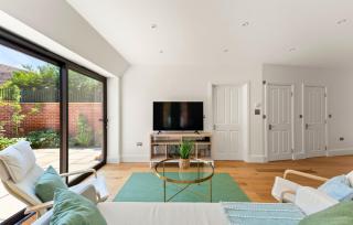 3bd Stylish Modern l FREE Parking - 7