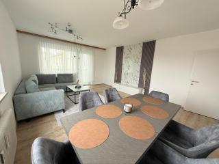 Modern & Geräumig & 3 Min zur Straßenbahn - 6