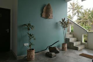 The Stables Oceanfront Hotel Midigama - 6