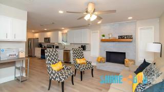 Chic & Spacious 3BR2BA Home in Pecan Lake - 4