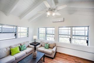 Stunning 4 bedroom villa - 5