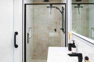 Sunshine & Sea Breeze Papamoa Two-Bedroom Retreat - 4