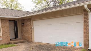 Chic & Spacious 3BR2BA Home in Pecan Lake - 5