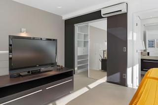 Loft c/ Banheira_Cama King_Região Central Floripa - 2