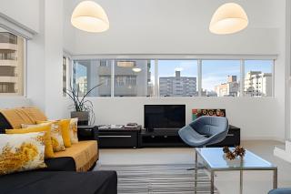 Loft c/ Banheira_Cama King_Região Central Floripa - 1