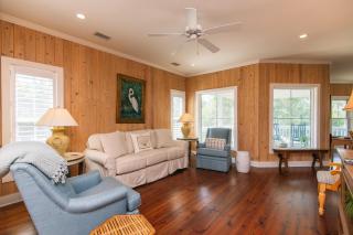 Creekside Cottage - 7