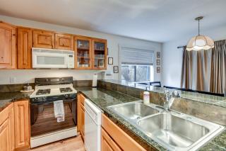 Ketchum Condo with Deck Less Than 1 Mi to Sun Valley Resort! - 5