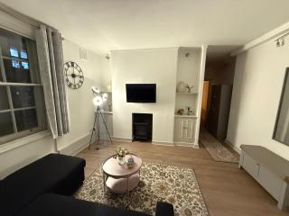 Covent Garden 1-Bed Apt Sleeps 4 7 min to Station - 7