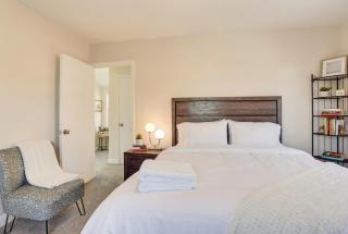 Annapolis 3BR, Minutes to US Naval Academy & Dock - 8