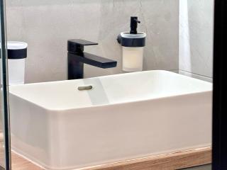 Central Boutique Studio - 2