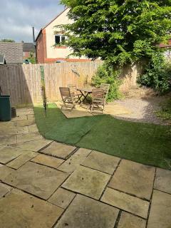 Whole house 2 double bed rooms 2 parking spaces - 5