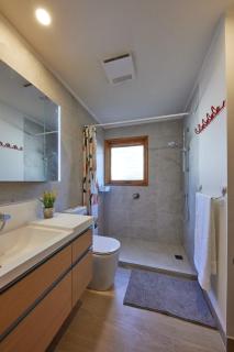 Camellia Romance Retreat near Doncaster Westfield M3 - 5