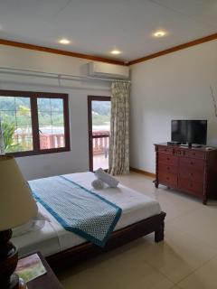 Bayview Villas - Sea Side THREE Bedroom Apartment - 4