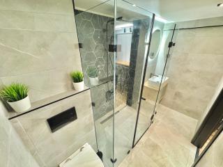 Central Boutique Studio - 2