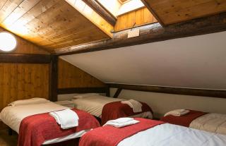 Chalet Credence Morzine Outdoor Hot Tub Sleeps 19 - 5