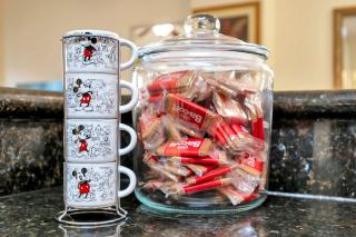 2BR Fireworks View with Pool & Spa 5 Minutes to Disney - 4