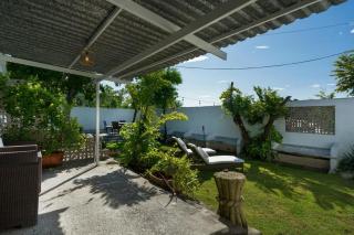 Cozy Studio Steps from Beach & Surf - 1