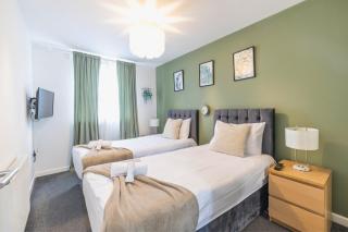 Gated Parking l Central 2bd flat - 8