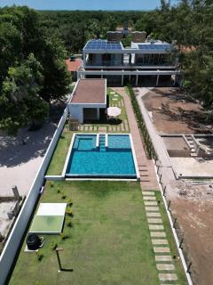 Casa Boutique Pontal da Ilha - 5 suítes - 14 pessoas - 8