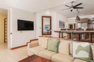 Luxury Beach Condo Walk to Town & Ocean - 2