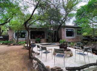 Kudu House-Solar & Water Backup - 8