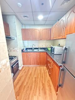 Luxury Sea View Apartment Pool & Gym&jacuzzi - 4