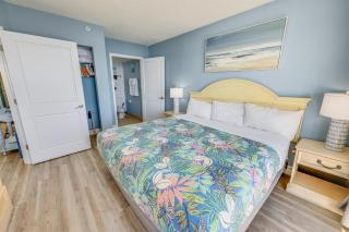 New 3BR King Suite with Direct Oceanfront End Unit - 3