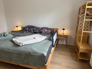 Moderne 3-Zimmer-Familienoase in der Wüste - 1