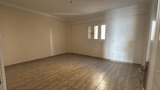 فيلا فاخرة 6 شقق و 2 استوديو و بازمنت - 3