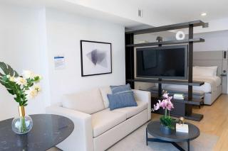 MVR Walkable Downtown Stay w Iconic Views - 9