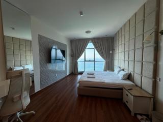 Luxury Sea View Apartment Pool & Gym&jacuzzi - Ajman - 7