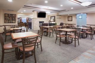 Holiday Inn Express Hotel & Suites Las Vegas NM by IHG - 9