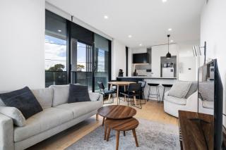 Light & Bright Apt Close to Beach & Fitzroy St - 9