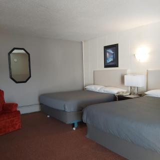 Alpine Lodge Motel & Restaurant - 9