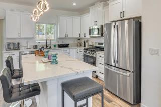 2 Mi to Colorado River! Home with Dog-Friendly Yard - 3