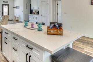 2 Mi to Colorado River! Home with Dog-Friendly Yard - 2