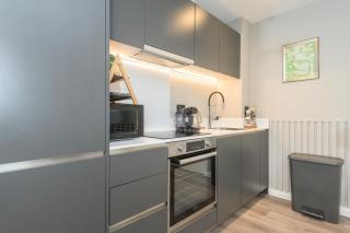 Springwell Suite - City Centre - Balcony & Pool Table - 3 Bed - 1