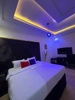 LEON'S HOTELS and SUITES OWERRI - 9