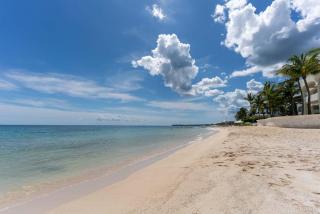 Casa Vela - 2BR - Where Waves Meet Relaxation - 3