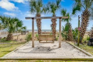 New 3BR King Suite with Direct Oceanfront End Unit - 6