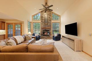 4 Tan Oak - Sunriver - 1